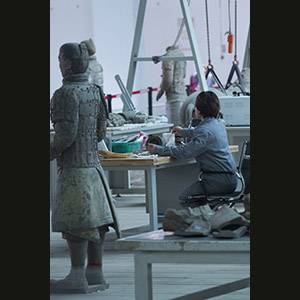 Xi'an - Terracotta Army - Restorers