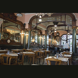 Port - Café Majestic
