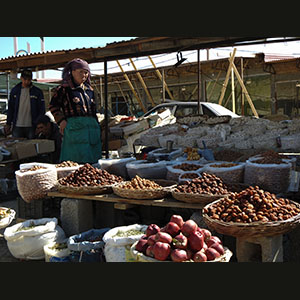 Samarkand - Market in the mountains