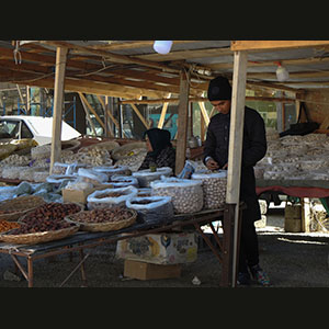 Samarkand - Market in the mountains