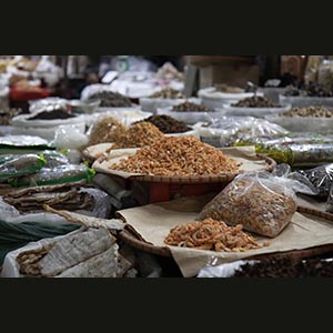 Hanoi - Dong Xuan Market